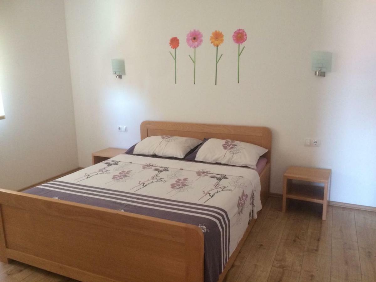 Apartmani "Grgic" Omiš Εξωτερικό φωτογραφία